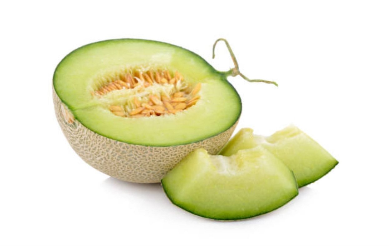 Белая дыня с зеленой мякотью