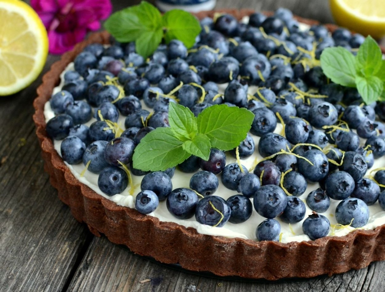 Торт черника лимон