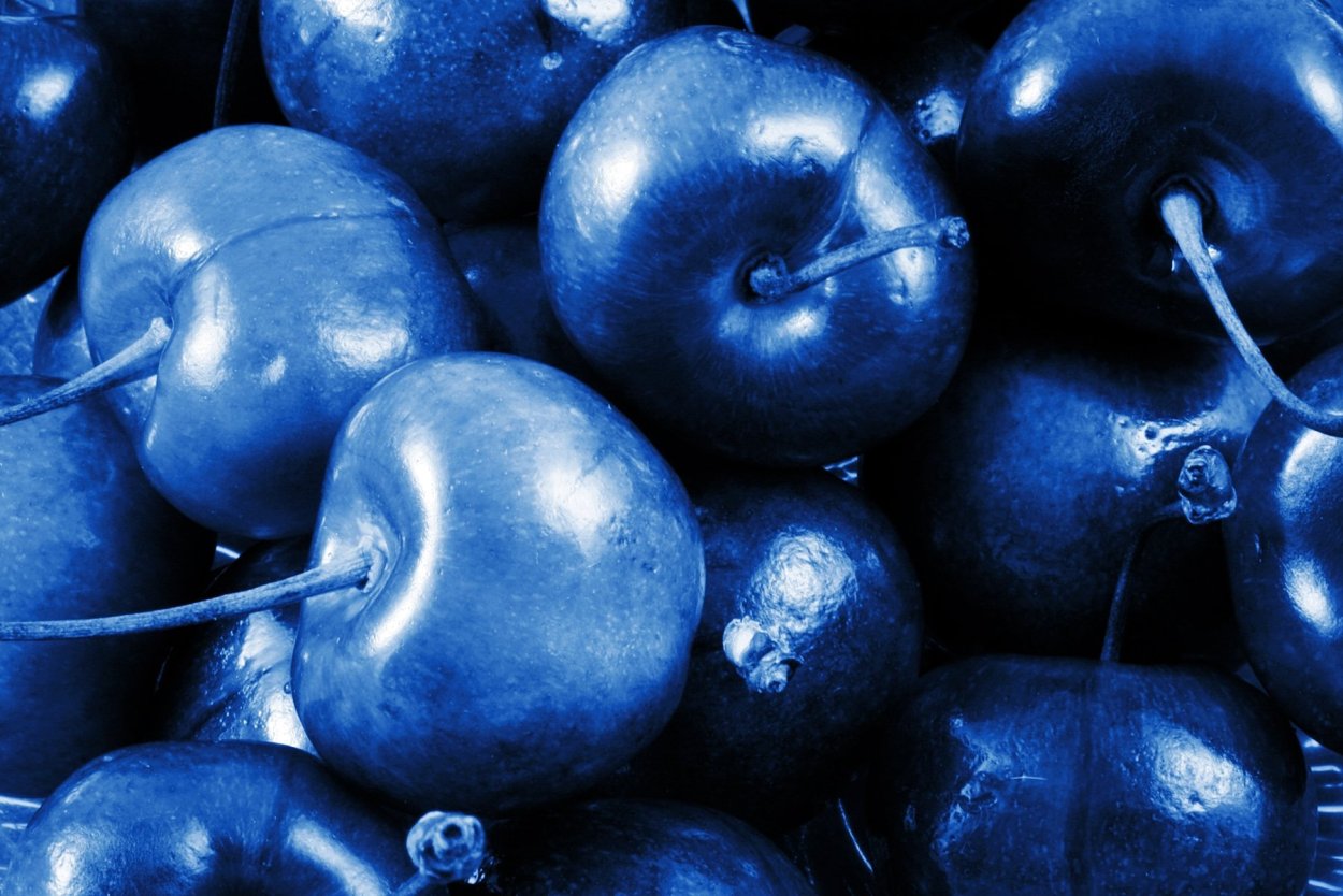Фрукты синего цвета