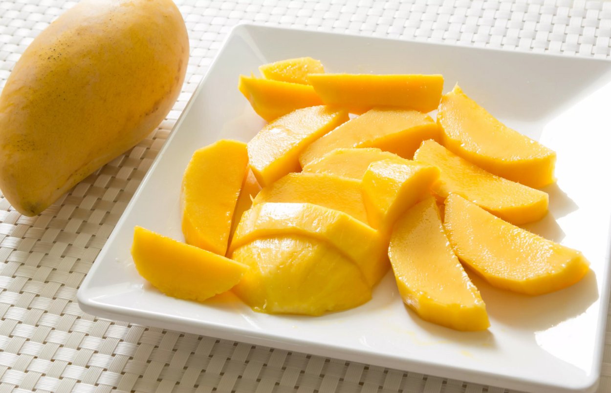 Манго нарезанный