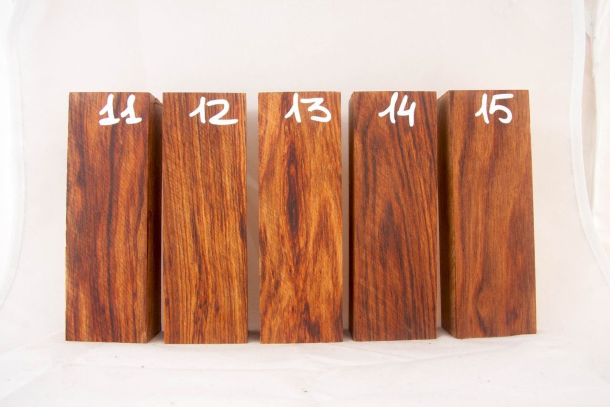 Сандаловое дерево древесина