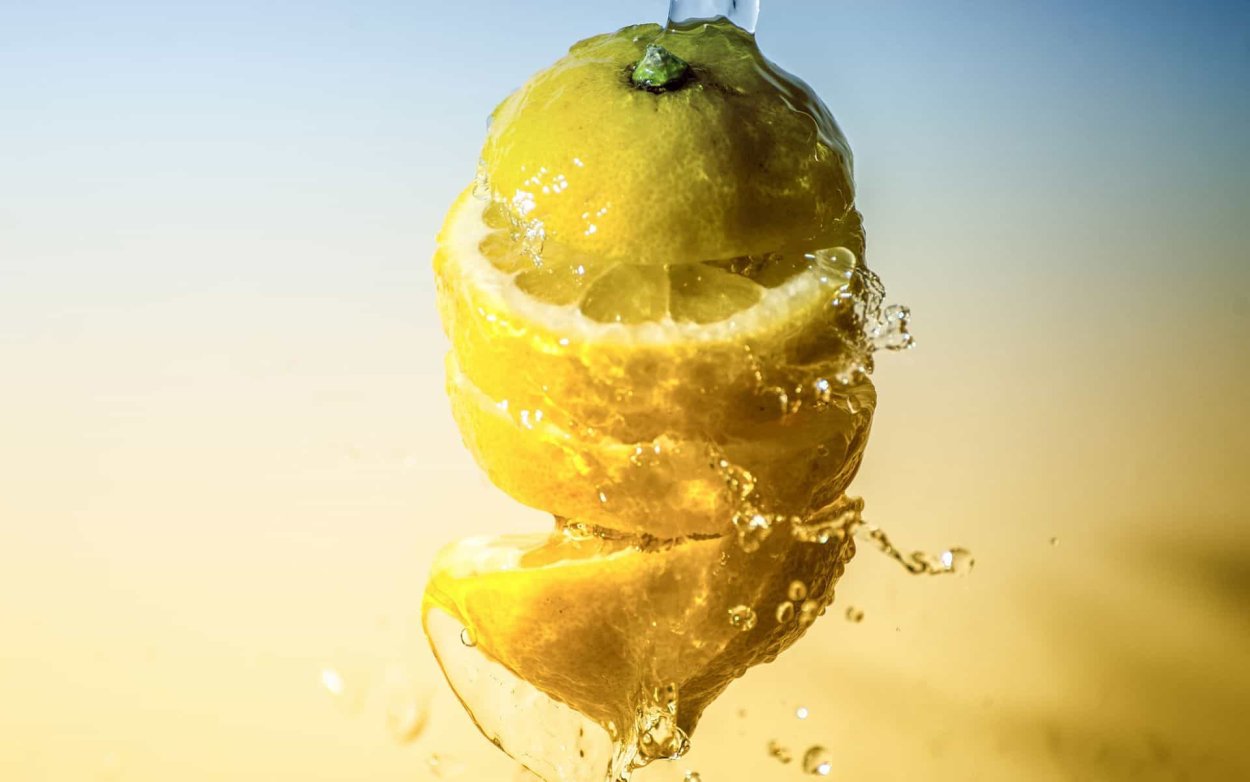 Обои с лимонами