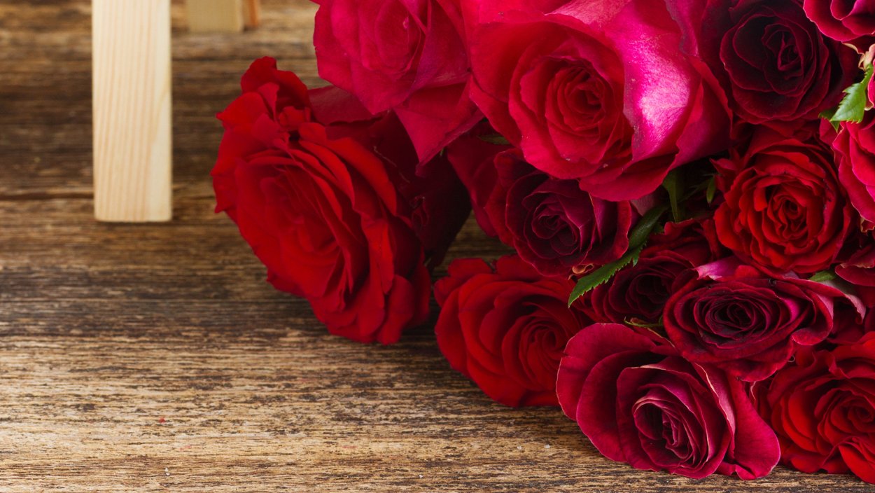 Бордовый букет