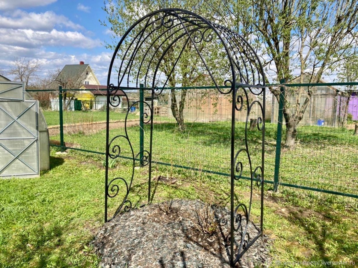 Шпалера кованая