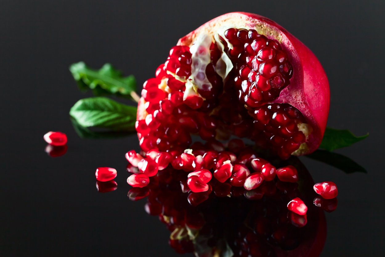 Гранат фрукт