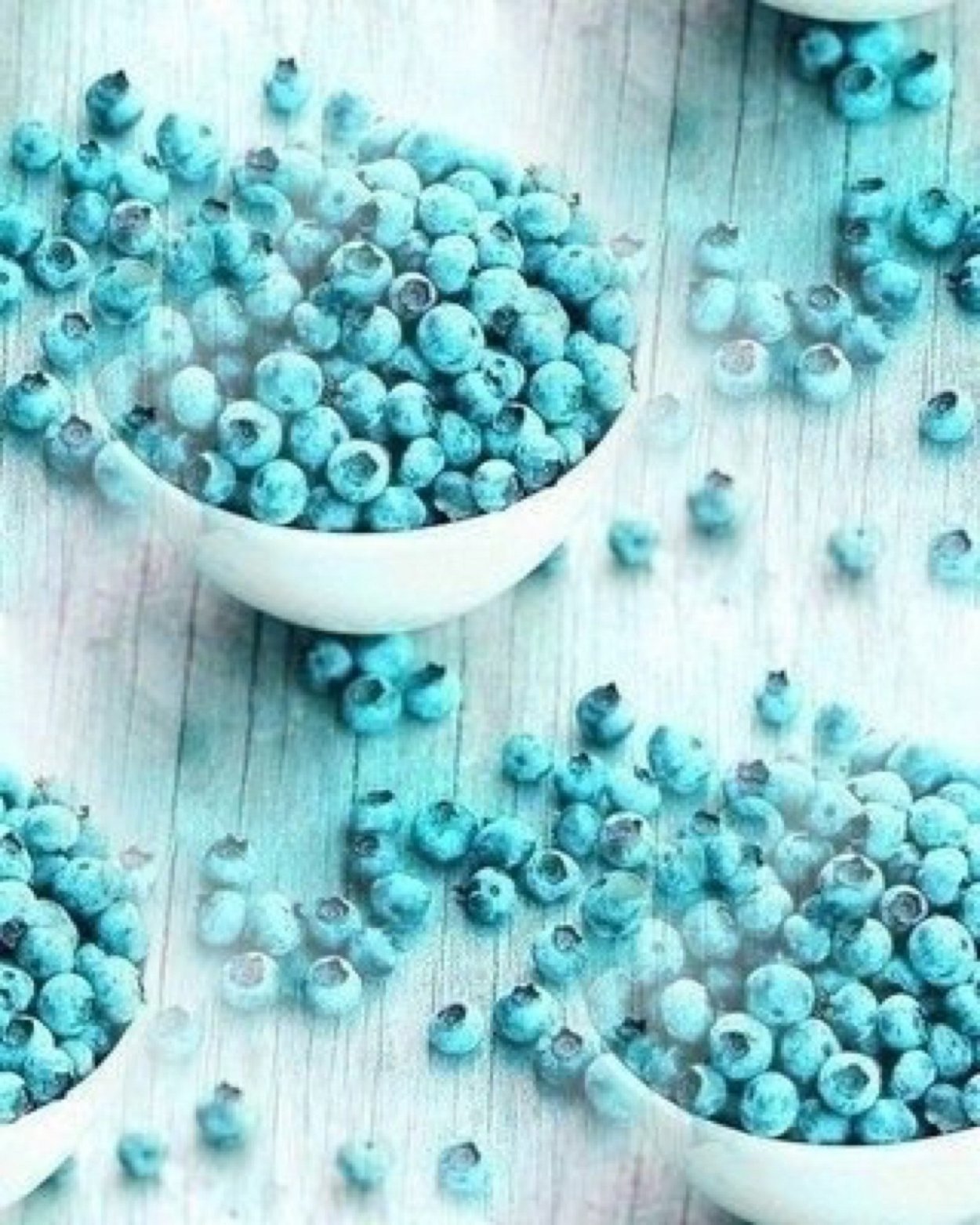 Ягоды голубого цвета