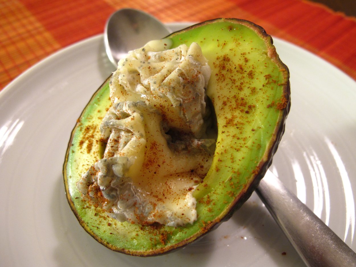 Авокадо Хасс гнилое