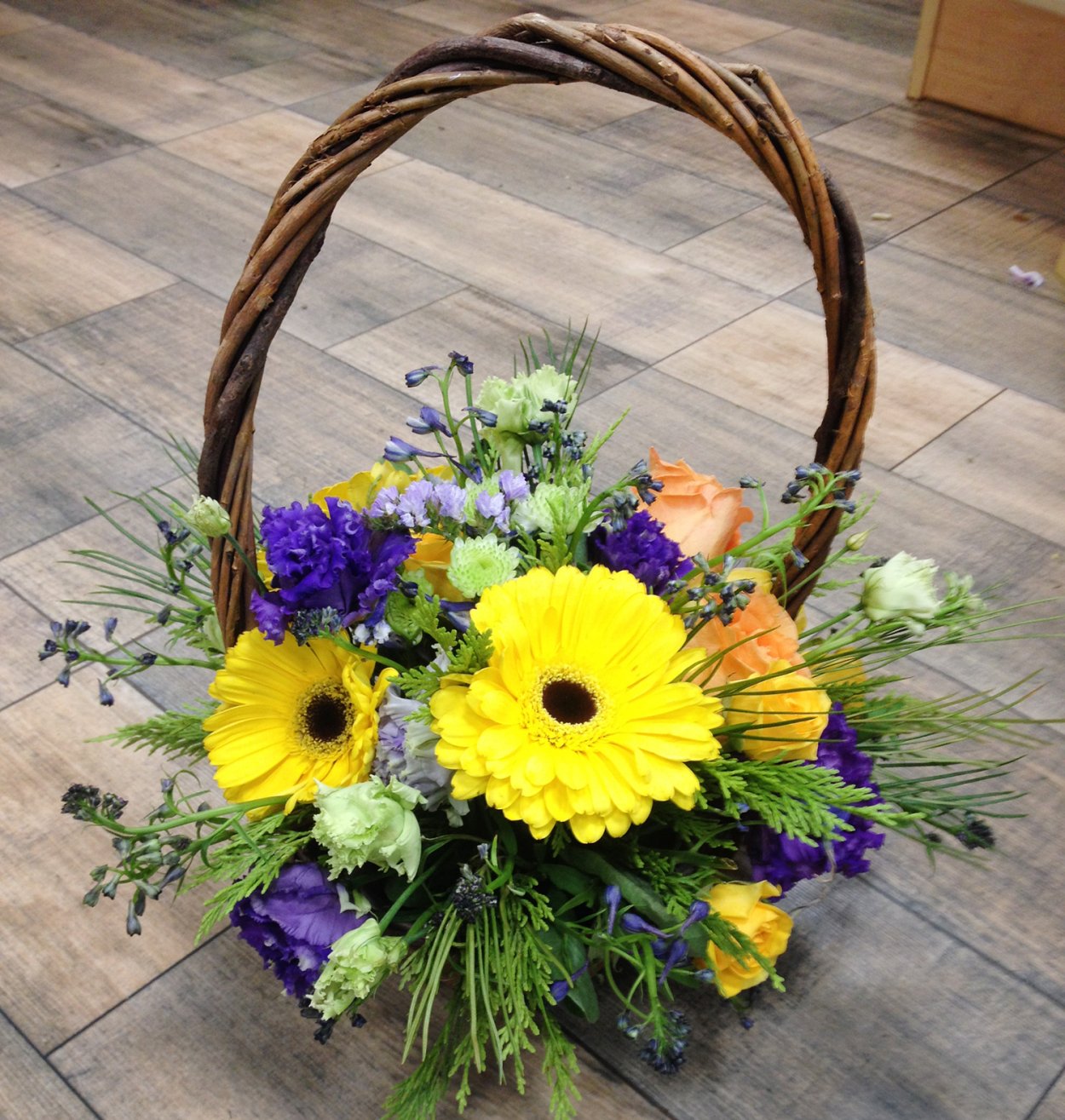 Цветочные композиции в оазисе