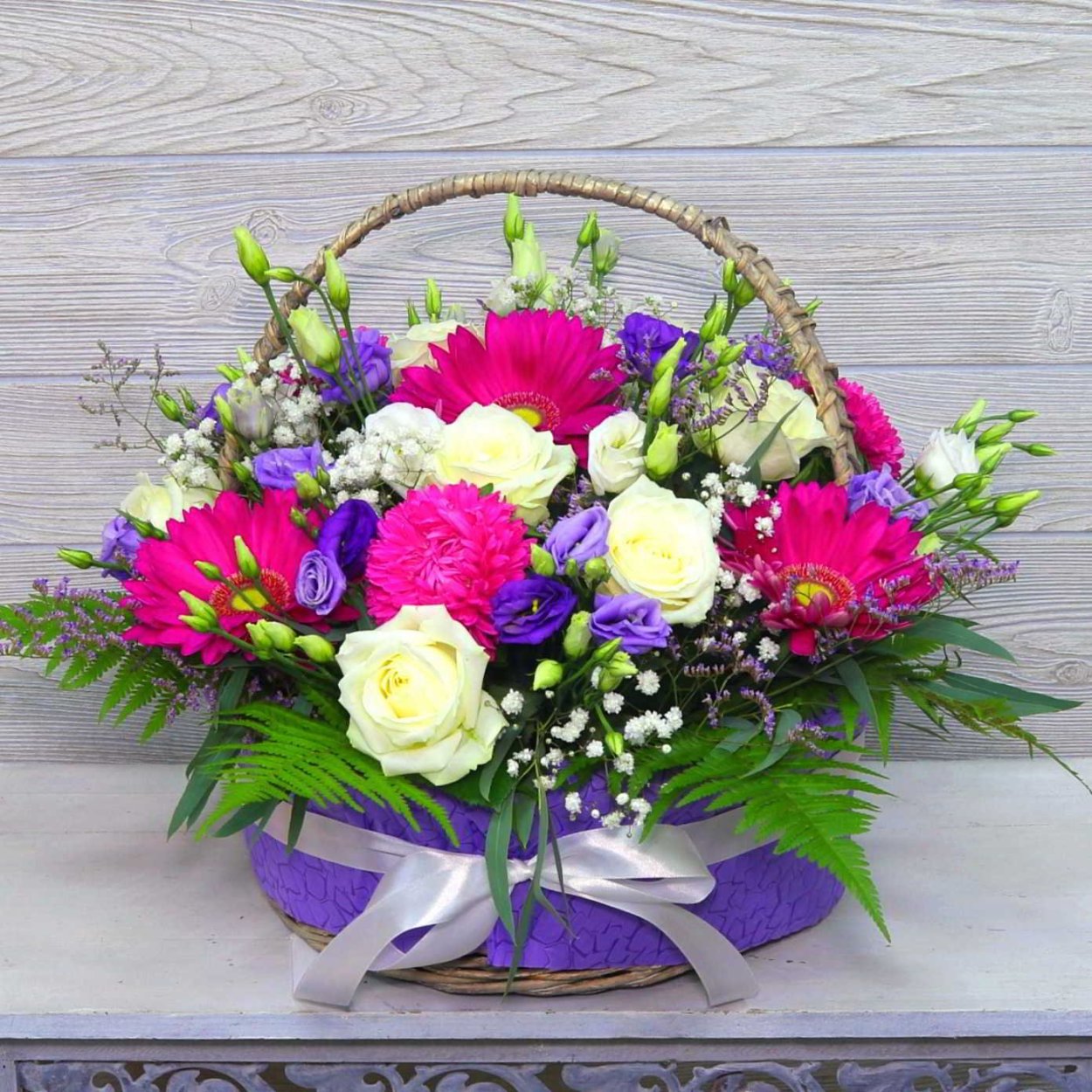 Цветочные букеты и композиции