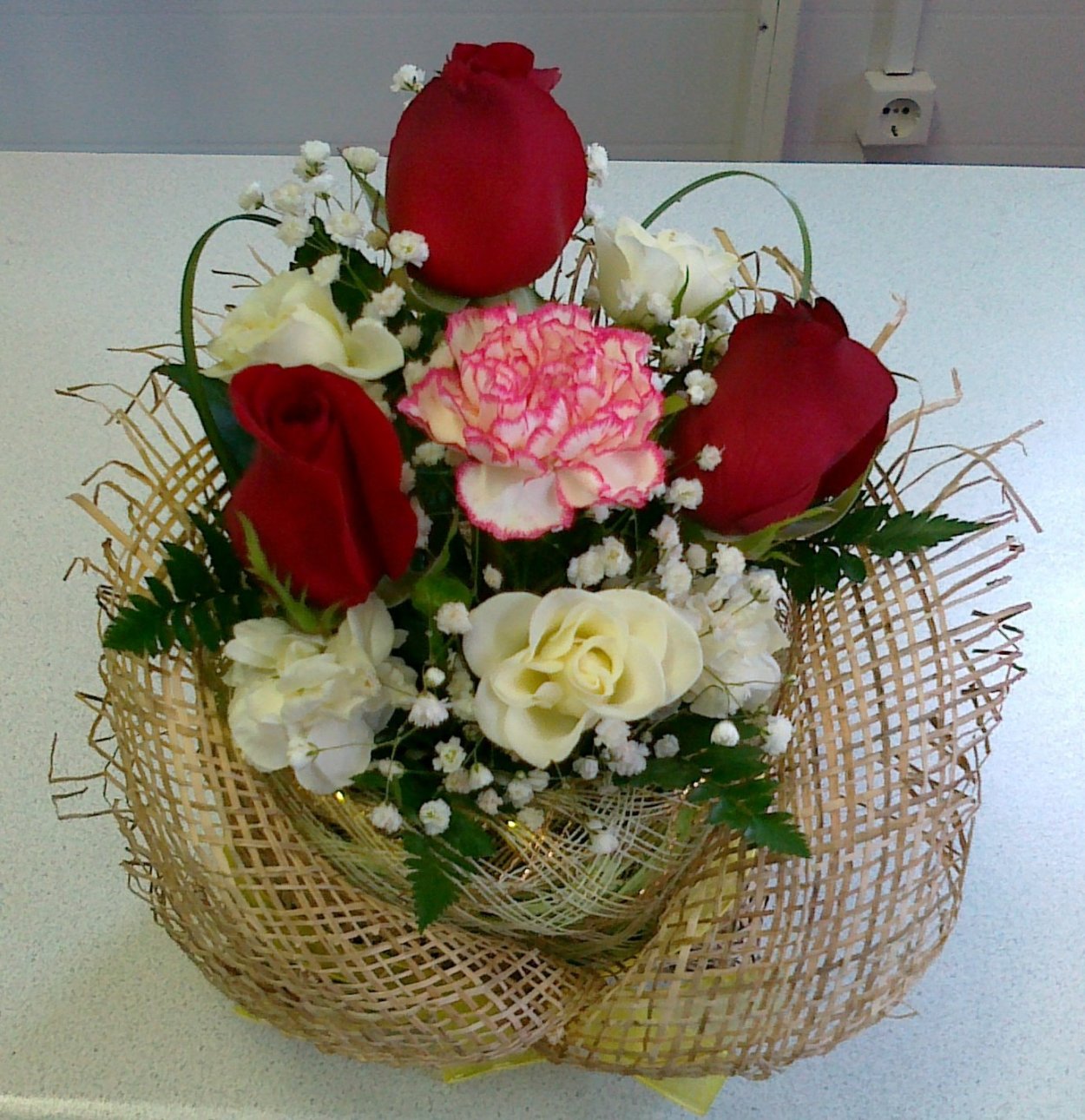 Цветочная композиция в губке