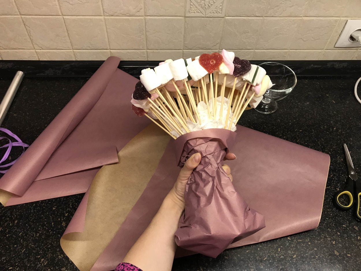 Сложить бумагу для букета