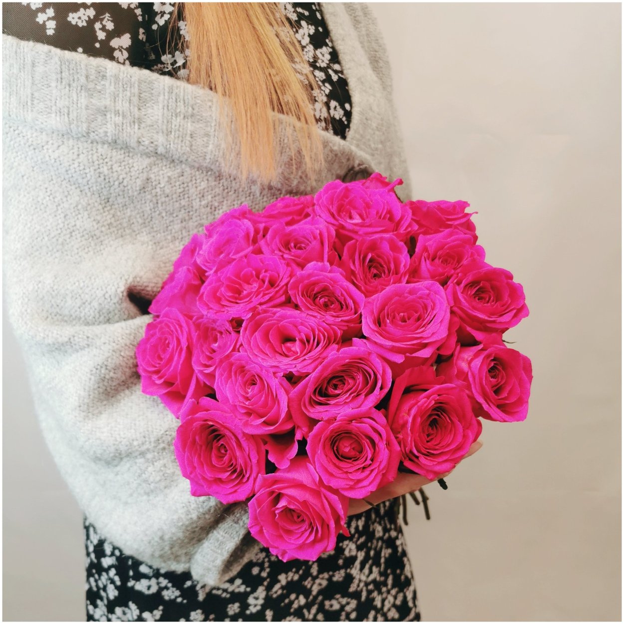 25 Роз фуксия