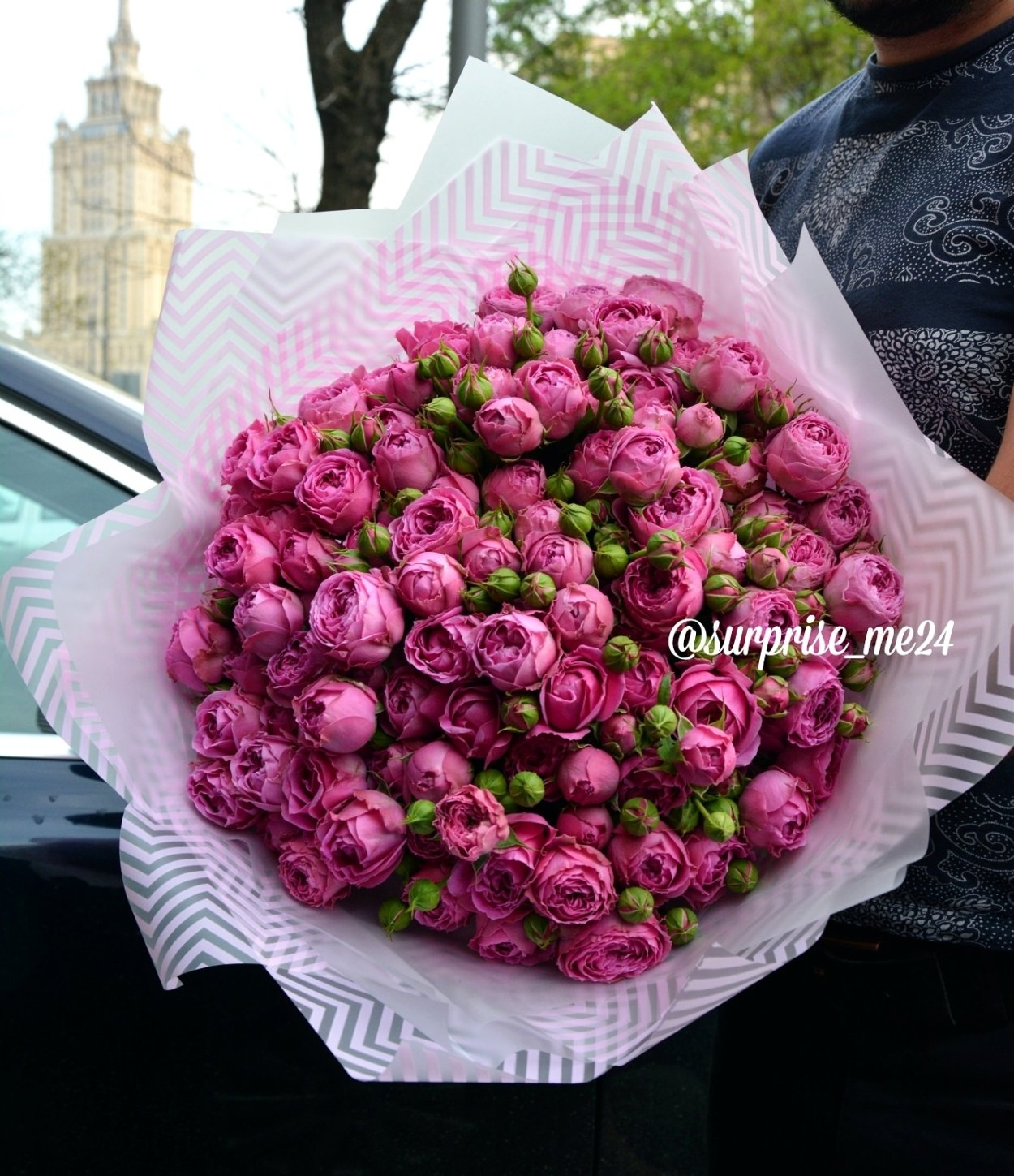 Пионовидная роза Мисти Баблс