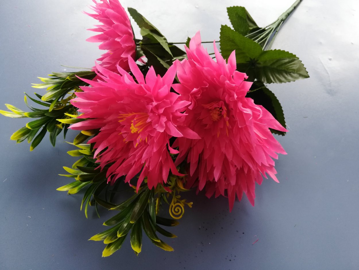 Букеты из конфет астры хризантемы